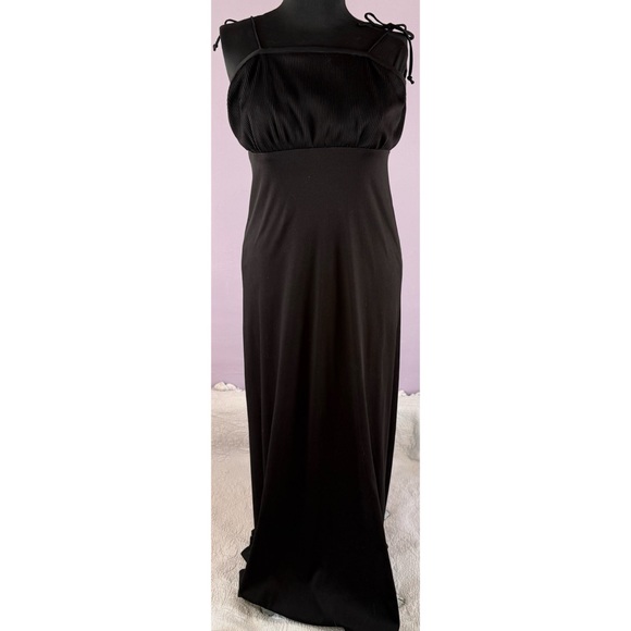 70’s Vintage ‘Jones’ Empire Waist Black Maxi Dress